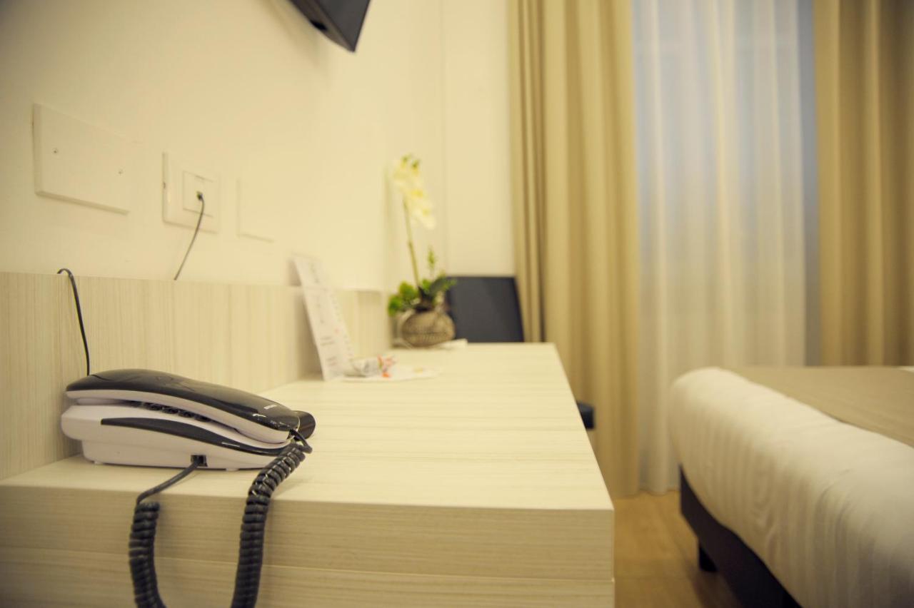 מילאנו Hotel Fioralba מראה חיצוני תמונה